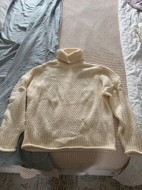 Cream Turtleneck Knit Sweater - Cozy Women's Pullover